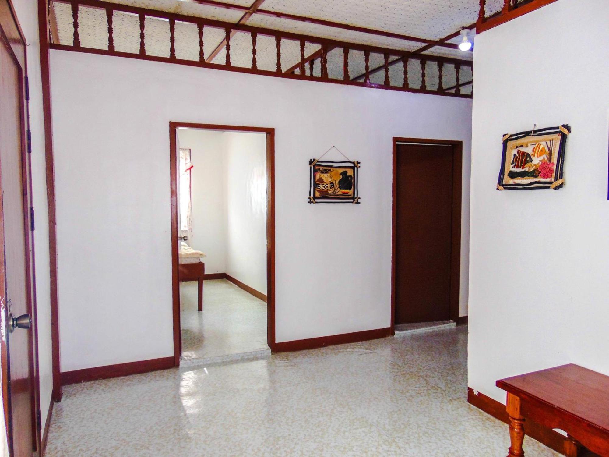 אל נידו Pangulatan Beach Resort חדר תמונה
